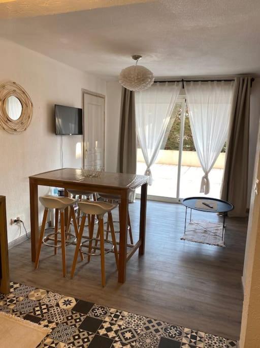 Appt 2 Pieces Port Frejus - Mega Terrasse + Garage Leilighet Eksteriør bilde